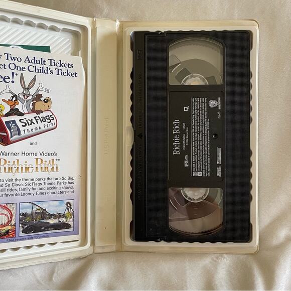 Richie Rich Vintage VHS Tape - Picture 2 of 3